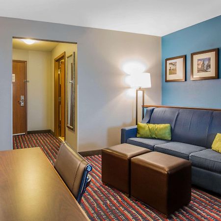 Comfort Suites Fairview Heights Ngoại thất bức ảnh