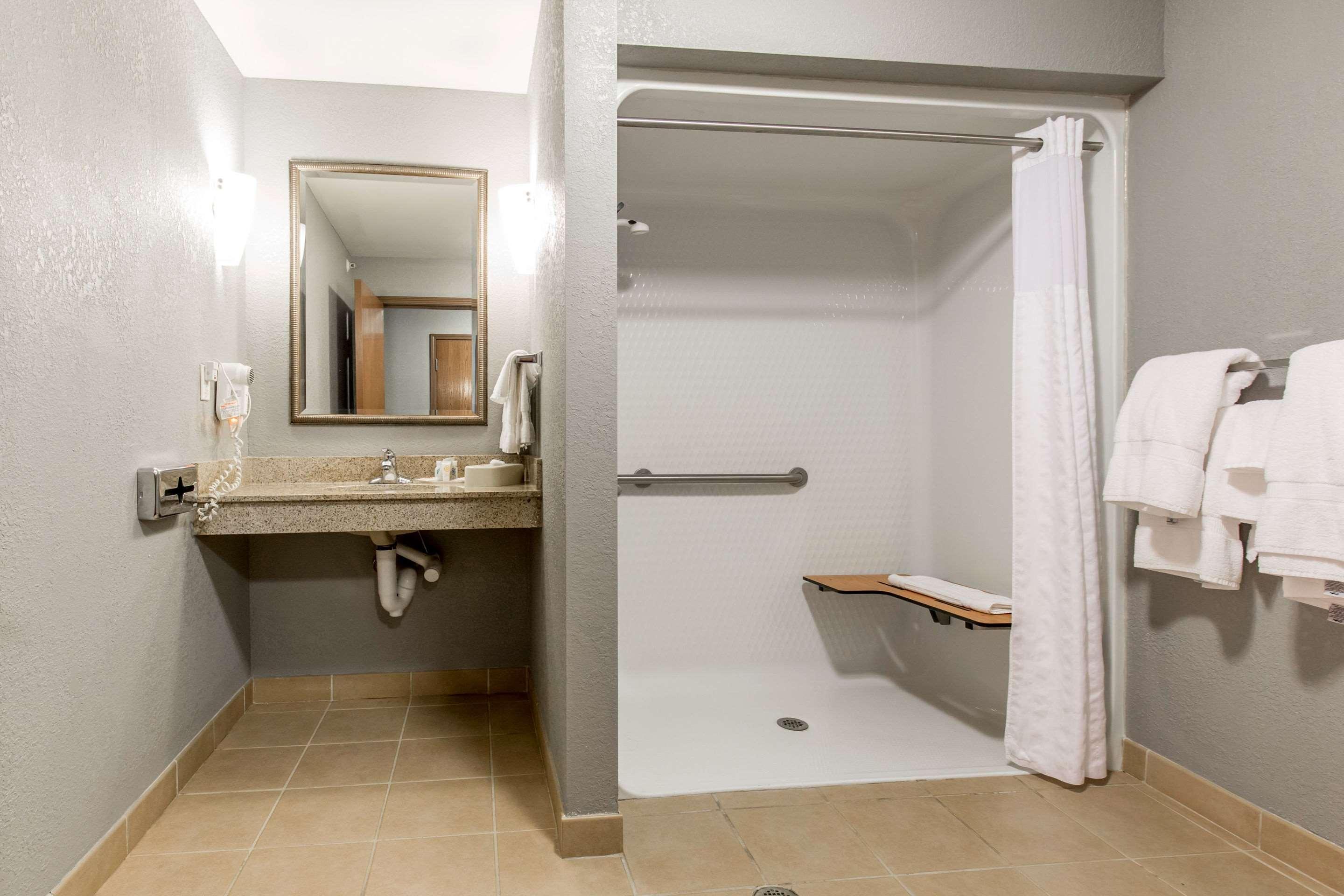 Comfort Suites Fairview Heights Ngoại thất bức ảnh