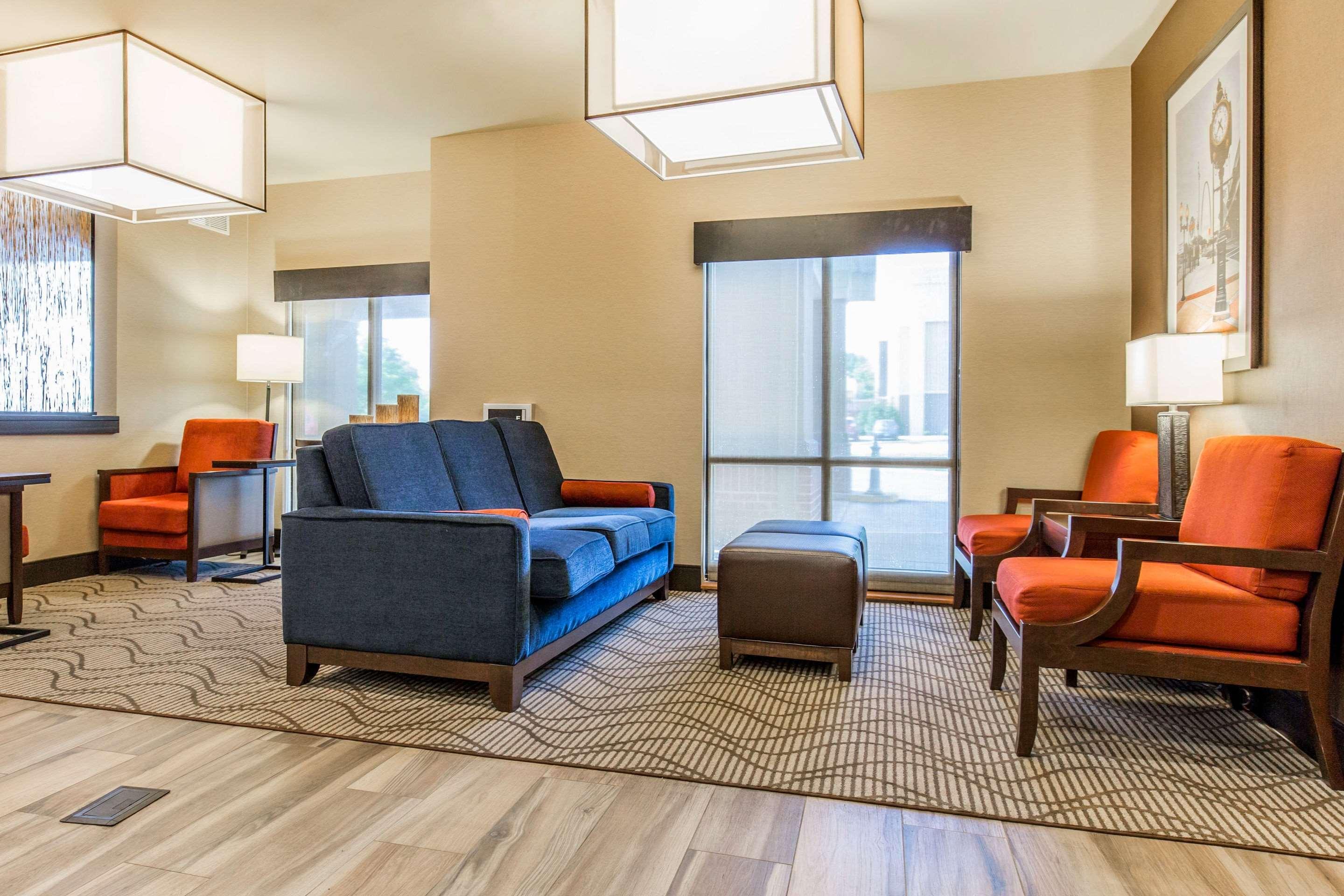 Comfort Suites Fairview Heights Ngoại thất bức ảnh